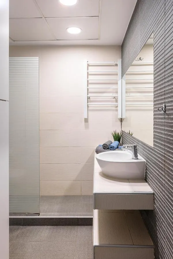 Aristotle Spot, City View Apartment By Binobi! Salonic